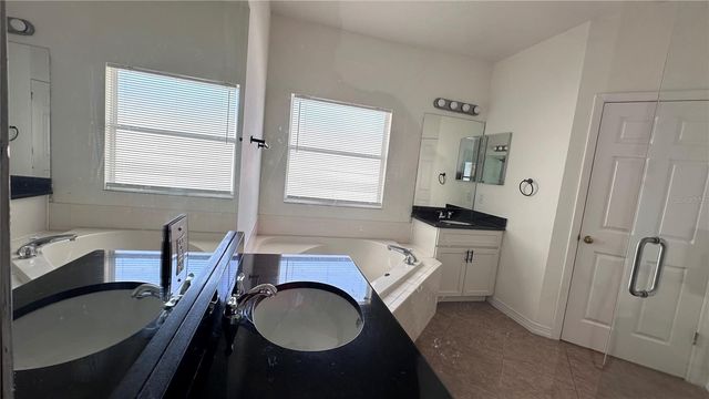 1320 OSPREY COVE COURT, Orlando, FL 32837