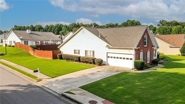2675 General Lee Way, Buford, GA 30519