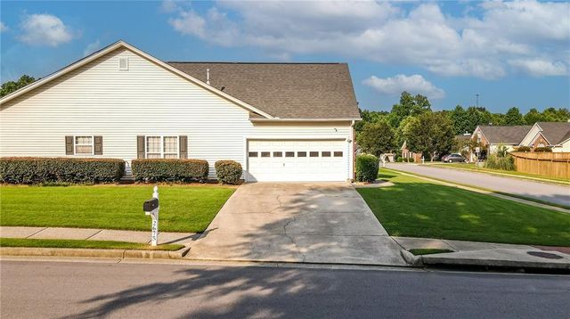 2675 General Lee Way, Buford, GA 30519