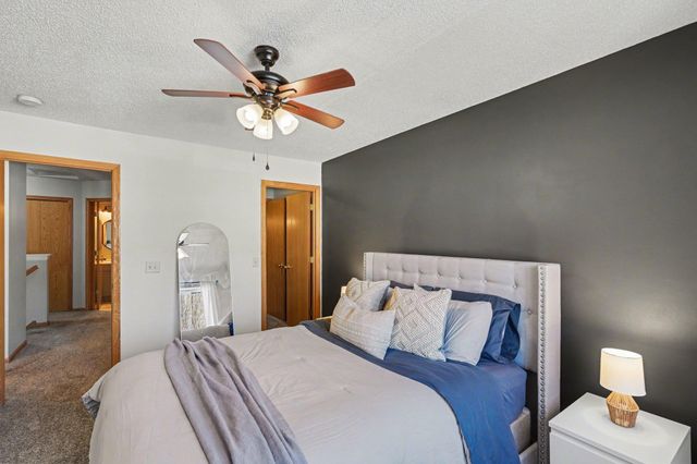 5420 144th Way NW 14, Anoka, MN 55303