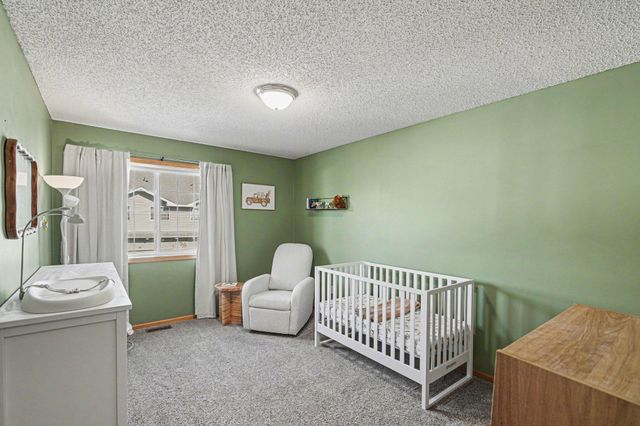 5420 144th Way NW 14, Anoka, MN 55303