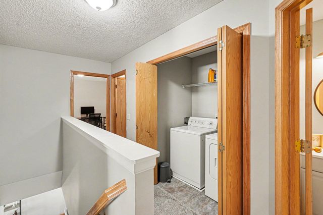 5420 144th Way NW 14, Anoka, MN 55303