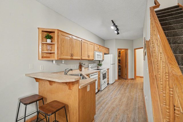 5420 144th Way NW 14, Anoka, MN 55303