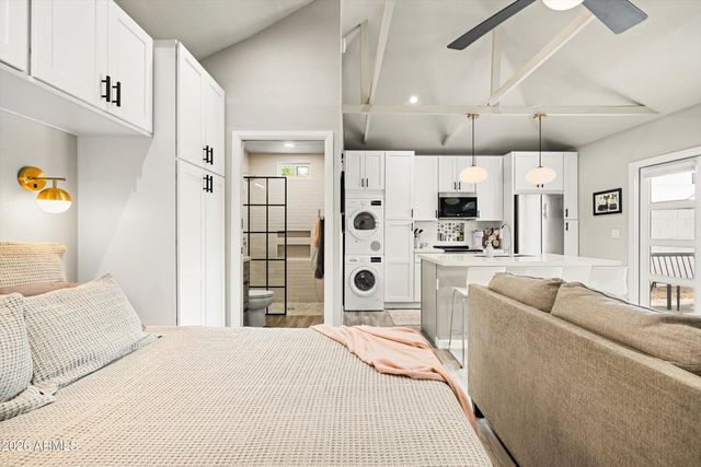 537 W VIRGINIA Avenue, Phoenix, AZ 85003