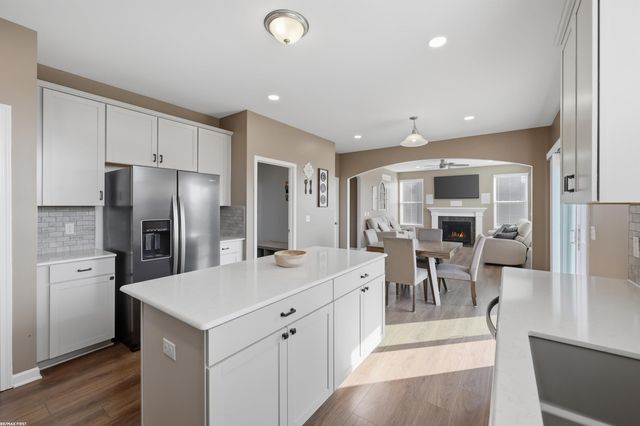 51463 Water Mark Drive, Macomb Twp, MI 48042