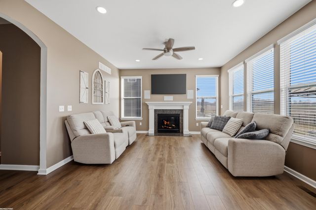 51463 Water Mark Drive, Macomb Twp, MI 48042