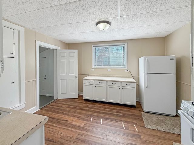 407 E Winneshiek Street, Freeport, IL 61032