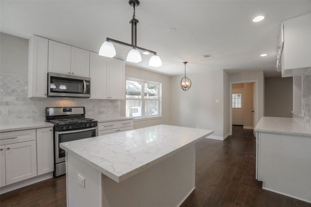 730 Bison Drive, Houston, TX 77079