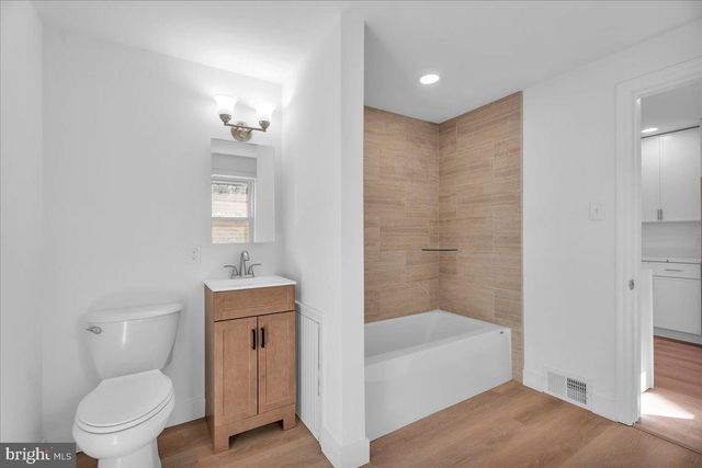 61 E BARBER AVE, Woodbury, NJ 08096