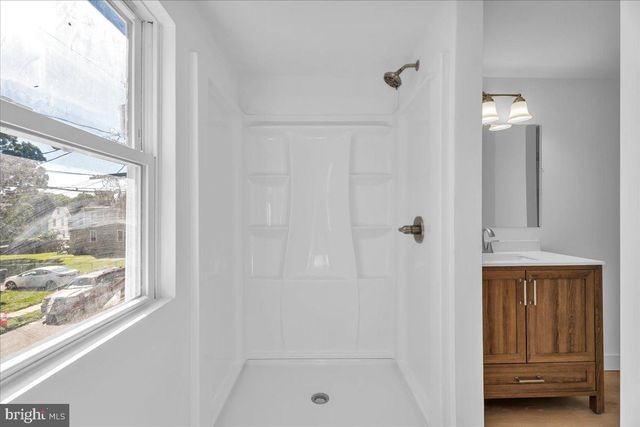 61 E BARBER AVE, Woodbury, NJ 08096