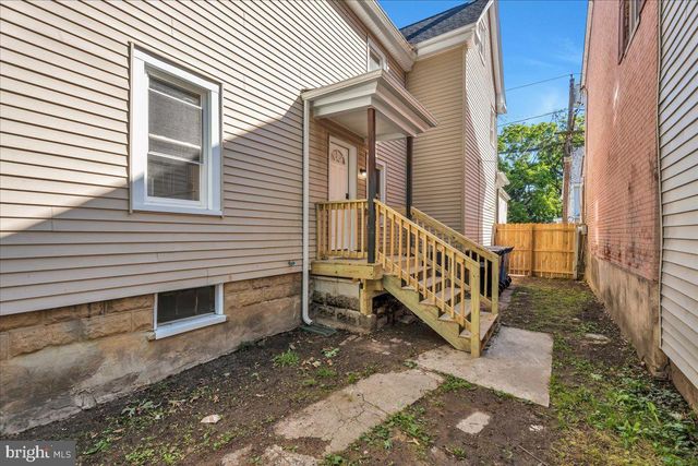61 E BARBER AVE, Woodbury, NJ 08096