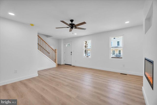 61 E BARBER AVE, Woodbury, NJ 08096