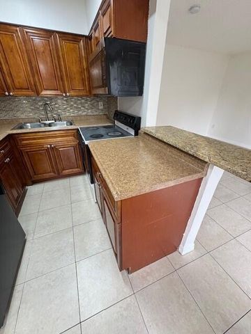 4654 Schall Road 4656, West Palm Beach, FL 33417