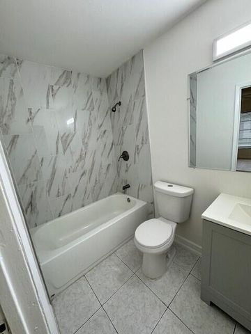 4654 Schall Road 4656, West Palm Beach, FL 33417