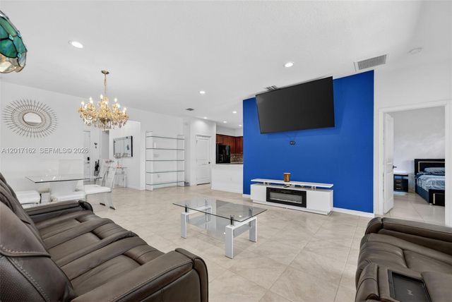 27902 SW 134th Ct, Homestead, FL 33032