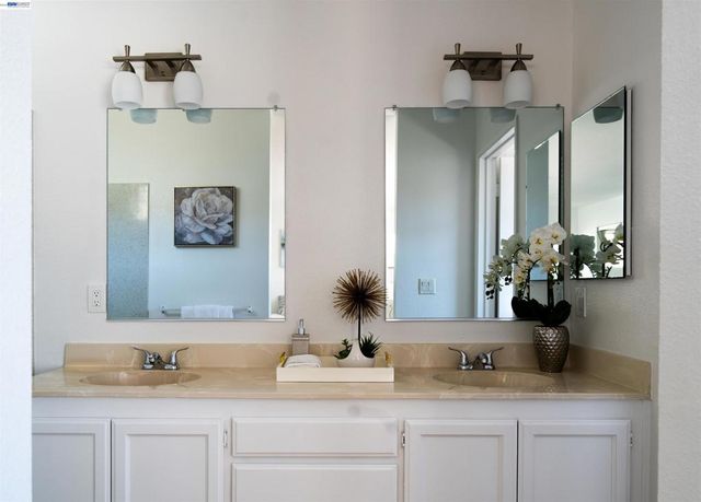 1028 Montoya Ter, Union City, CA 94587