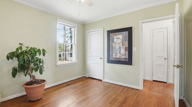 932 McKellar Dr, Tullahoma, TN 37388