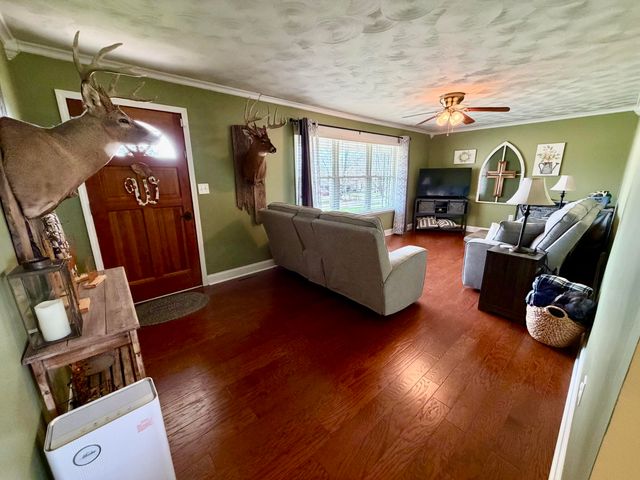 4665 Spiro Road, Mt Vernon, KY 40456