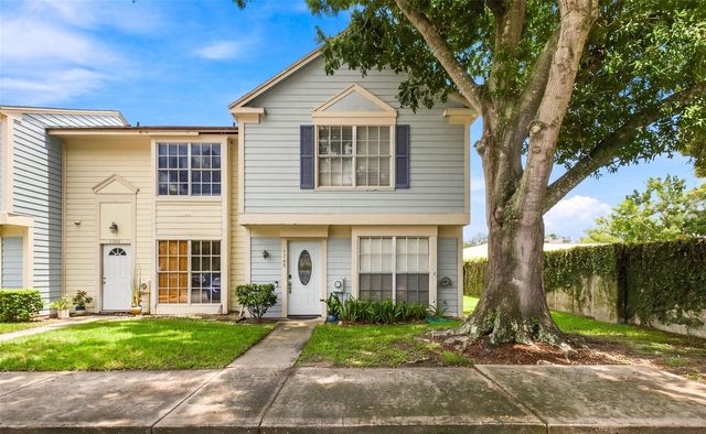 1760 MILL RUN CIRCLE, Tampa, FL 33613