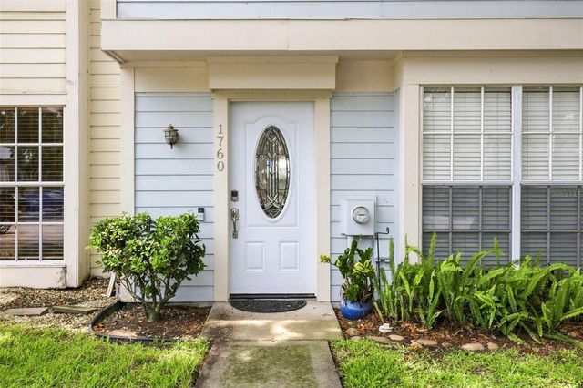 1760 MILL RUN CIRCLE, Tampa, FL 33613