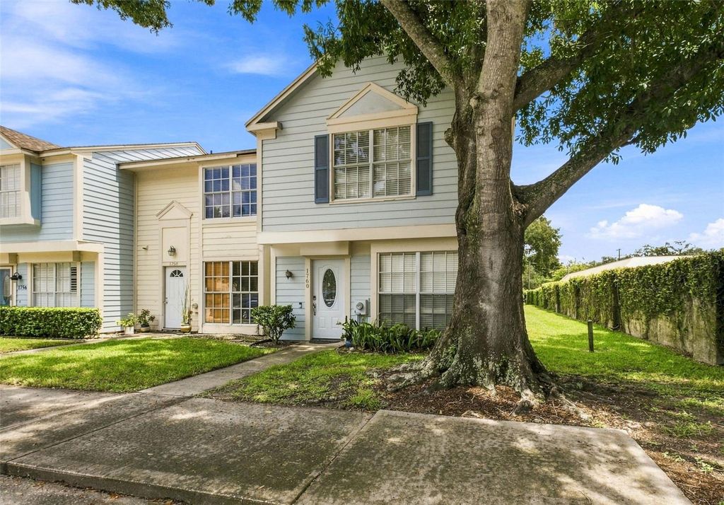 1760 MILL RUN CIRCLE, Tampa, FL 33613