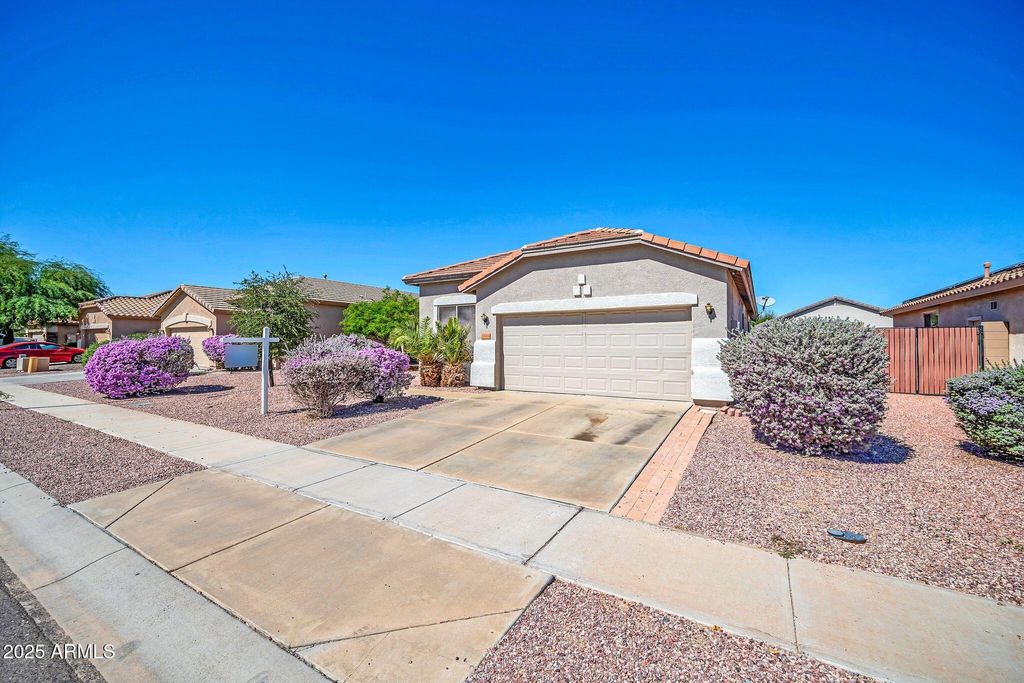 17018 W TONBRIDGE Street, Surprise, AZ 85374 — photo 2