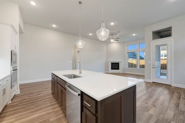 1818 Bell Court, Van Alstyne, TX 75495