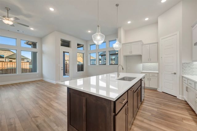 1818 Bell Court, Van Alstyne, TX 75495