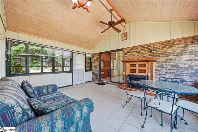 29 Hicks Road, Greenville, SC 29605
