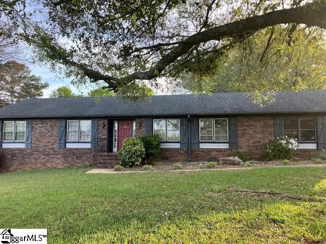 29 Hicks Road, Greenville, SC 29605