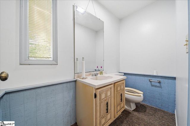 29 Hicks Road, Greenville, SC 29605