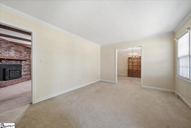 29 Hicks Road, Greenville, SC 29605