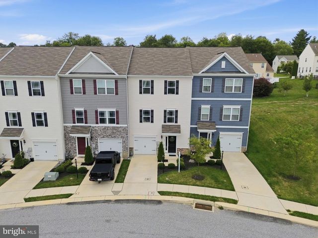 141 SUSSEX PL, Shrewsbury, PA 17361