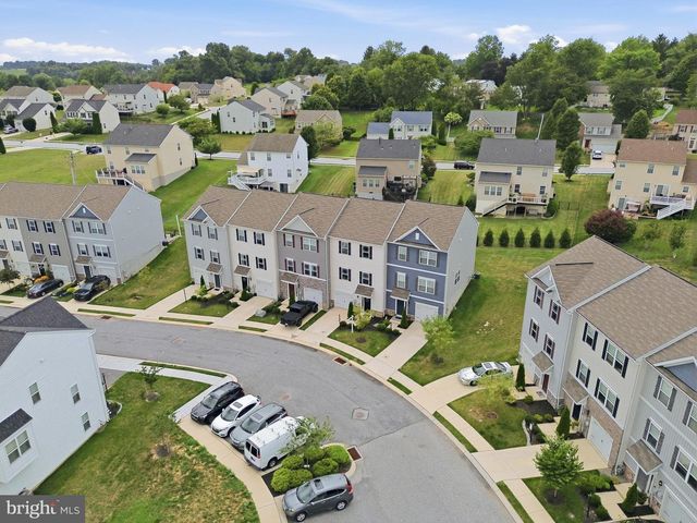 141 SUSSEX PL, Shrewsbury, PA 17361