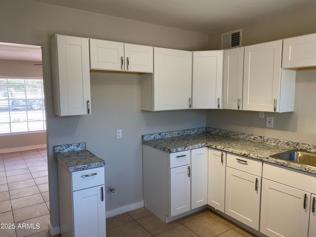 421 W 5TH Street, Tempe, AZ 85281