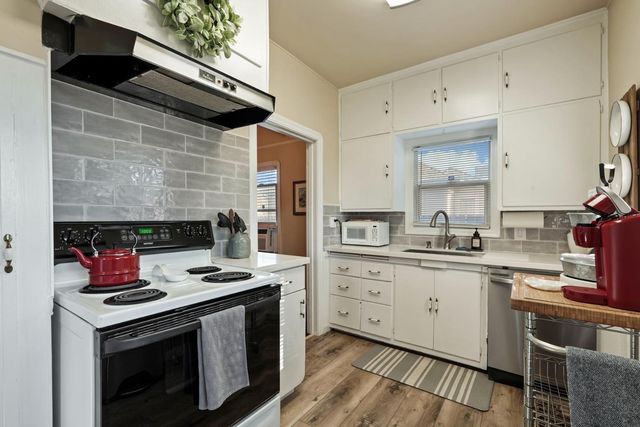 416 Daisy Ave, Lodi, CA 95240