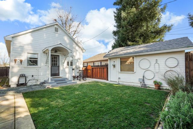 416 Daisy Ave, Lodi, CA 95240