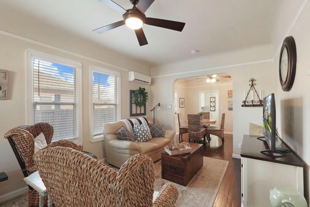 416 Daisy Ave, Lodi, CA 95240