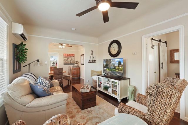 416 Daisy Ave, Lodi, CA 95240