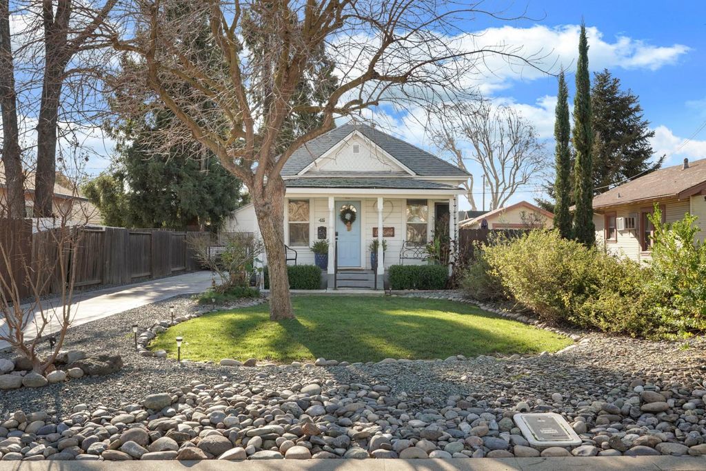 416 Daisy Ave, Lodi, CA 95240