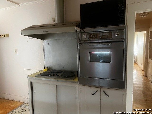 511 corpus christi, Beeville, TX 78102