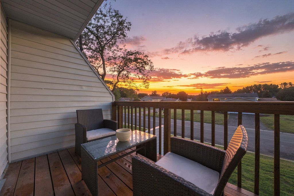 1716 Woodgate Lane, Eagan, MN 55122 — photo 4
