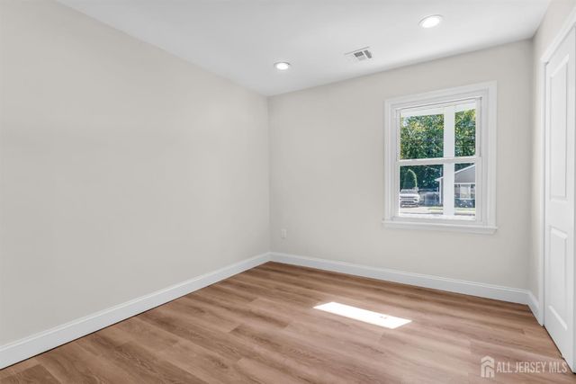 168 Milton Avenue, Aberdeen, NJ 07721