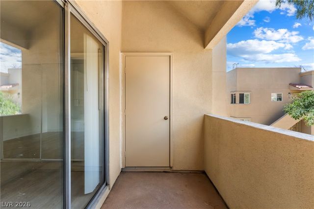 1842 North Decatur Boulevard 201, Las Vegas, NV 89108