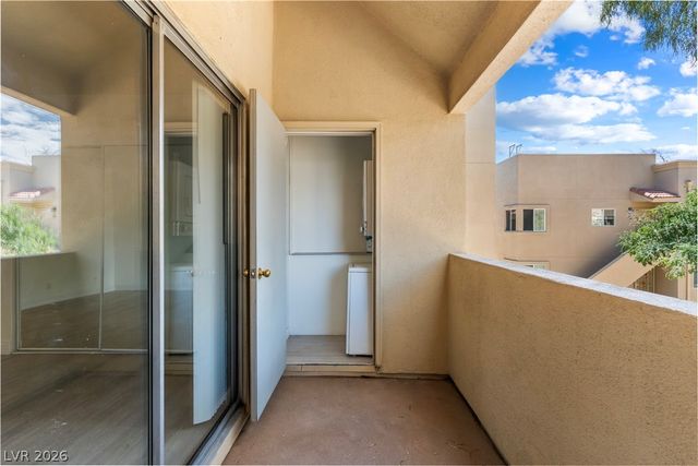 1842 North Decatur Boulevard 201, Las Vegas, NV 89108