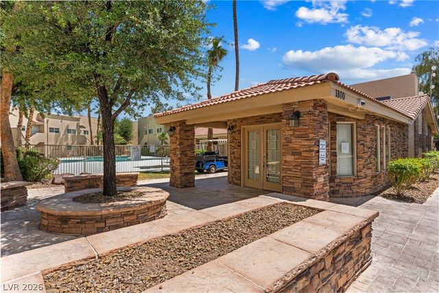 1842 North Decatur Boulevard 201, Las Vegas, NV 89108