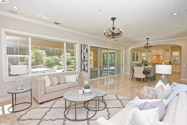 3009 Drysdale St, Danville, CA 94506