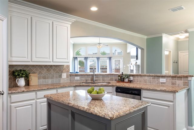 2606 Kennedy Drive, Melissa, TX 75454