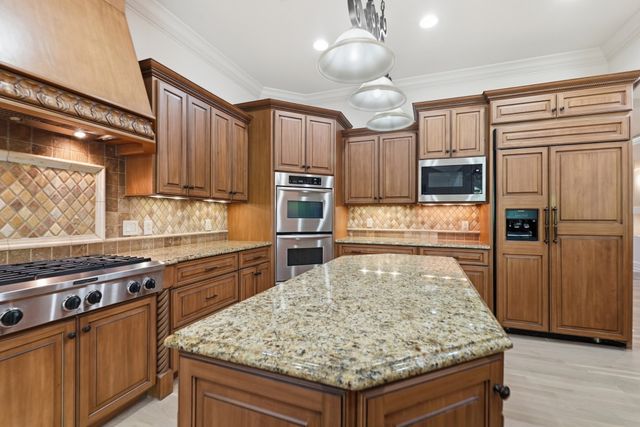 1140 Landing Pvt Ct, Gallatin, TN 37066