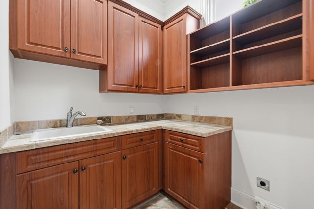 1140 Landing Pvt Ct, Gallatin, TN 37066